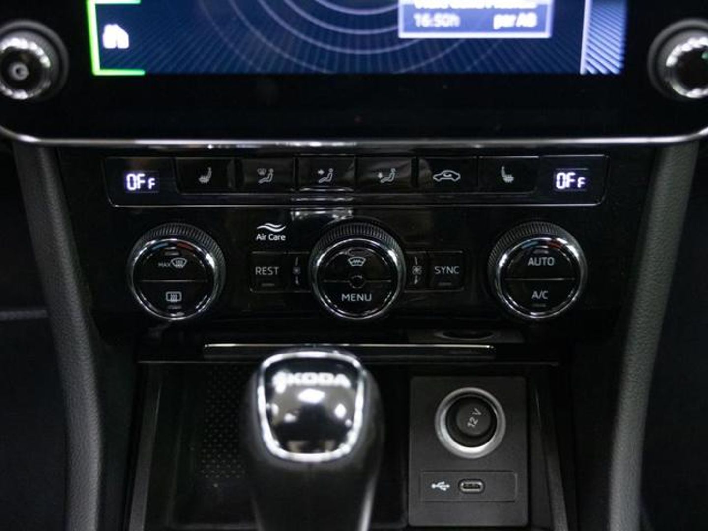 Skoda Superb Combi 1.4 TSI iV P-HEV SportLine DSG 160 kW (218 CV)