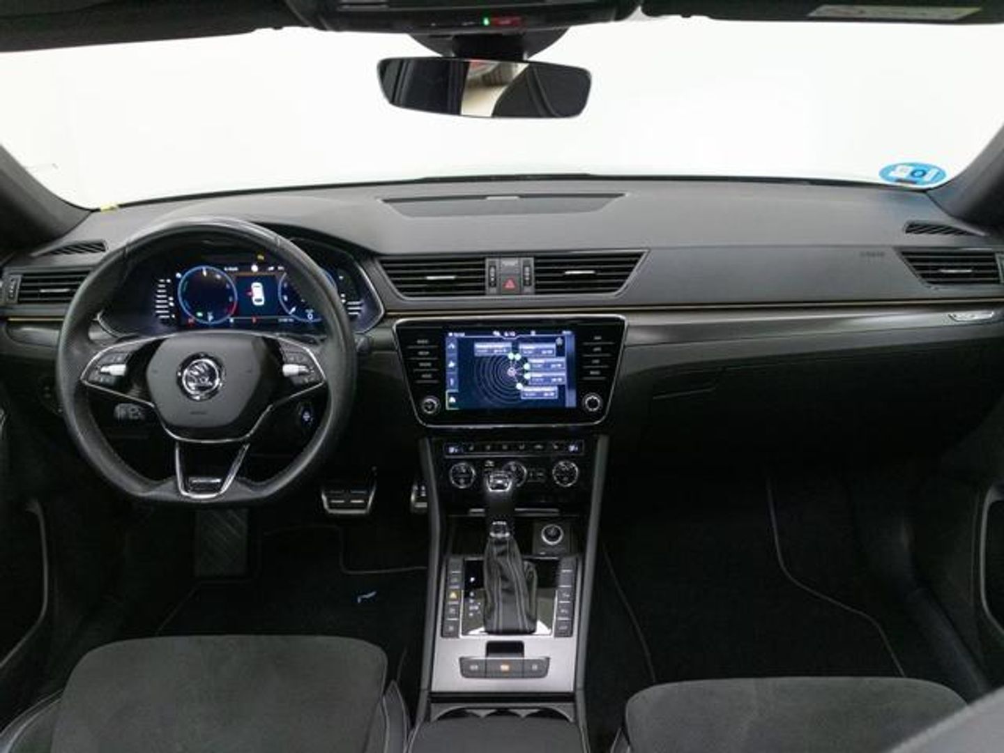 Skoda Superb Combi 1.4 TSI iV P-HEV SportLine DSG 160 kW (218 CV)
