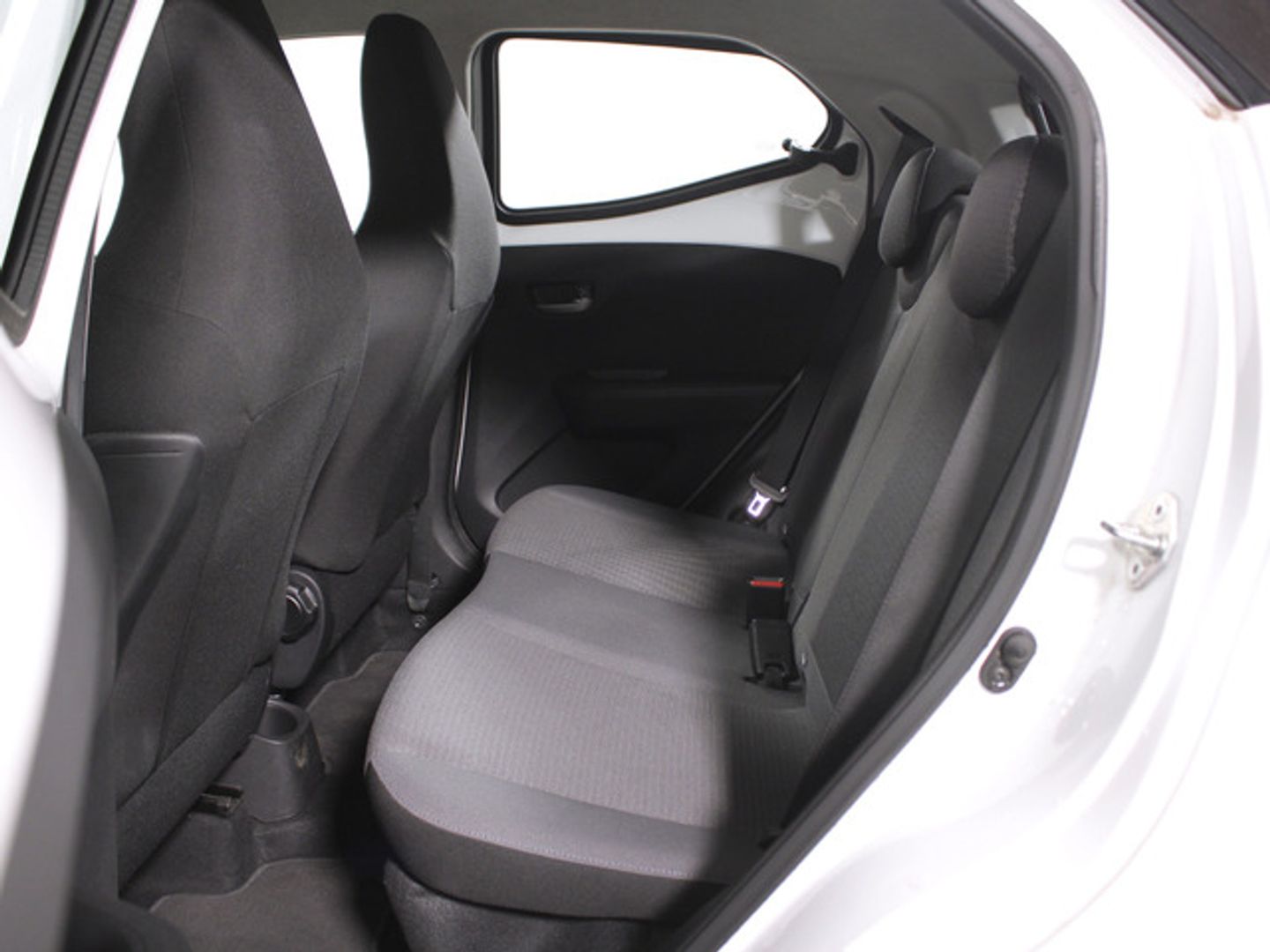 Toyota Aygo 1.0 70 x-play 53 kW (72 CV)