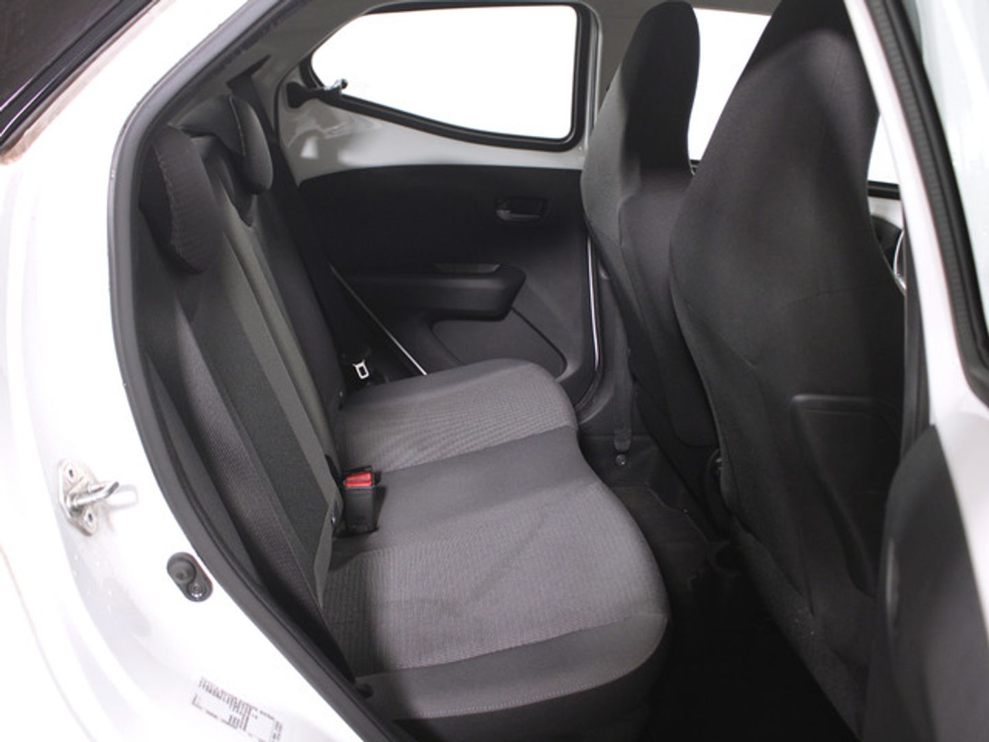 Toyota Aygo 1.0 70 x-play 53 kW (72 CV)