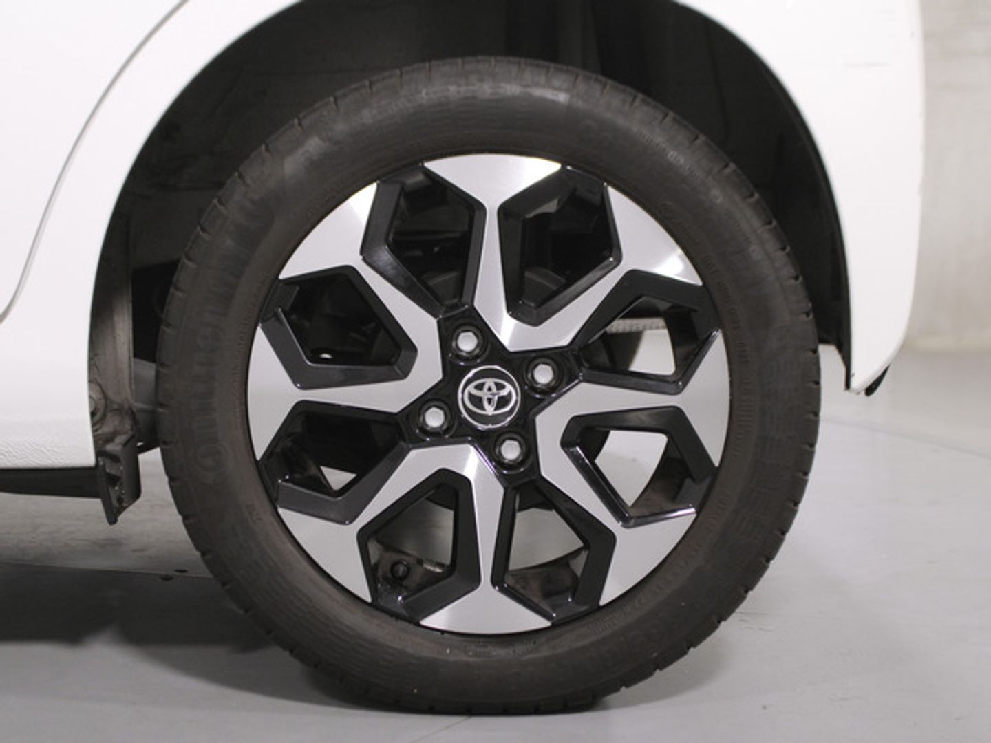 Toyota Aygo 1.0 70 x-play 53 kW (72 CV)
