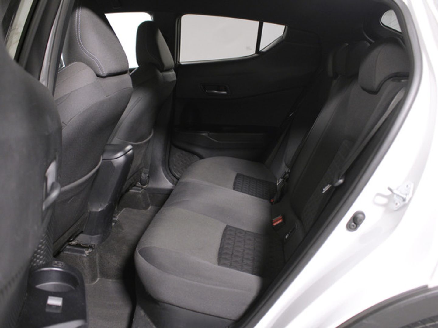 Toyota C-HR 1.8 125H Advance 90 kW (122 CV)