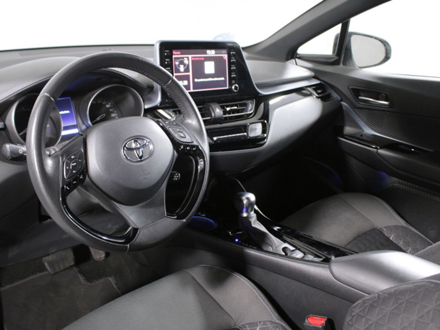 Toyota C-HR 1.8 125H Advance 90 kW (122 CV)