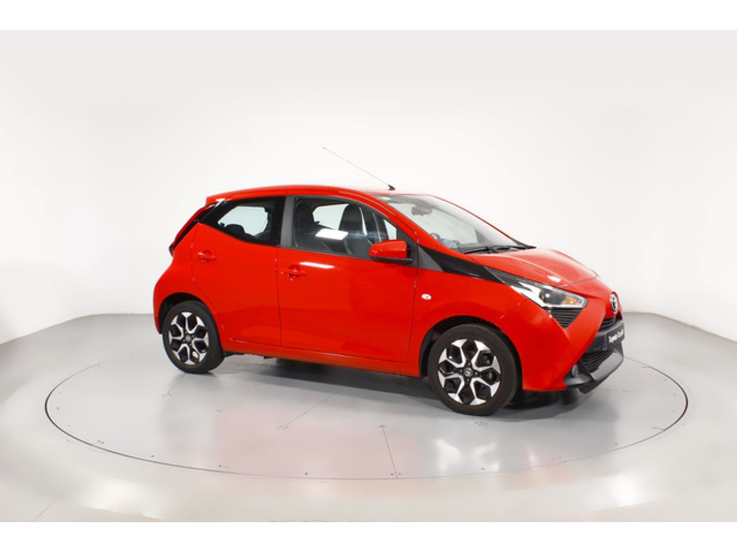 Toyota Aygo 1.0 70 x-play 53 kW (72 CV)