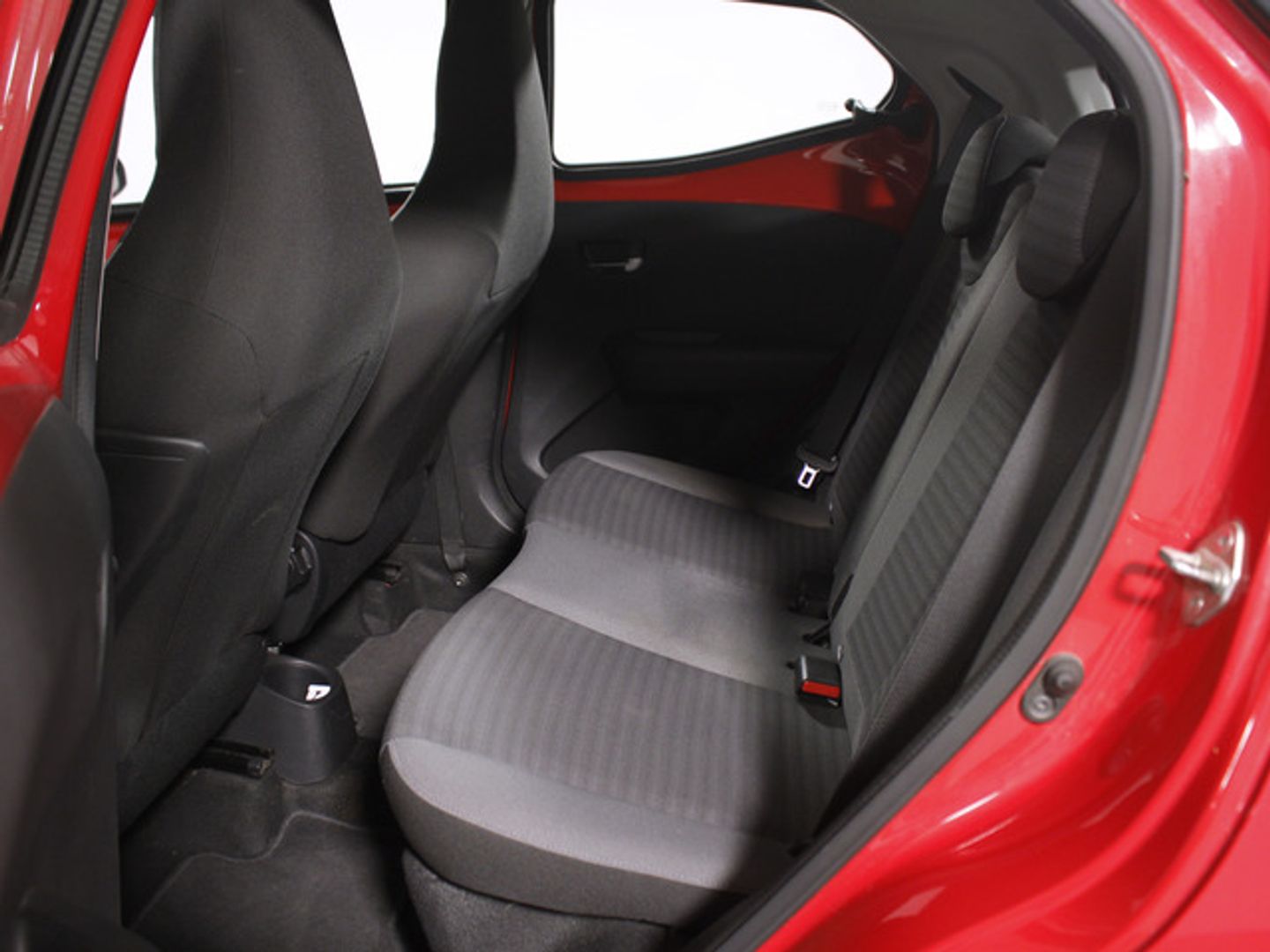 Toyota Aygo 1.0 70 x-play 53 kW (72 CV)
