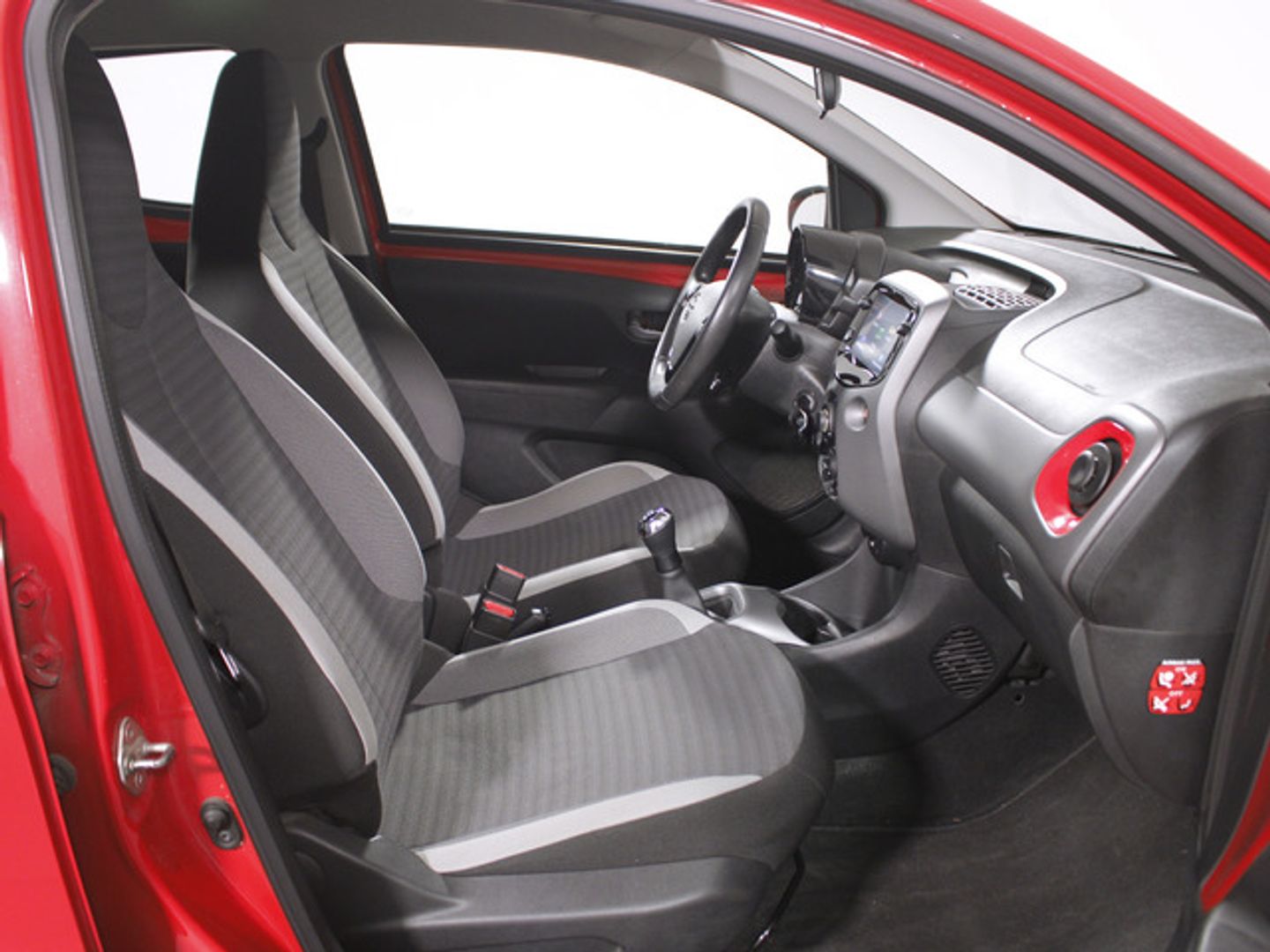 Toyota Aygo 1.0 70 x-play 53 kW (72 CV)