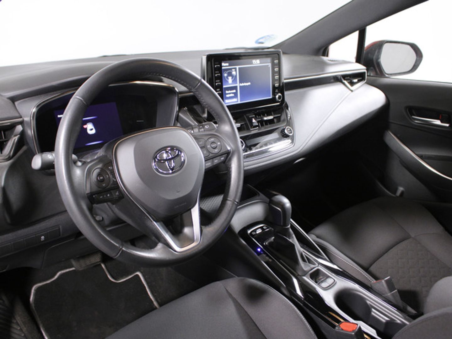 Toyota Corolla 1.8 125 Híbrido Active Tech E-CVT 90 kW (122 CV)