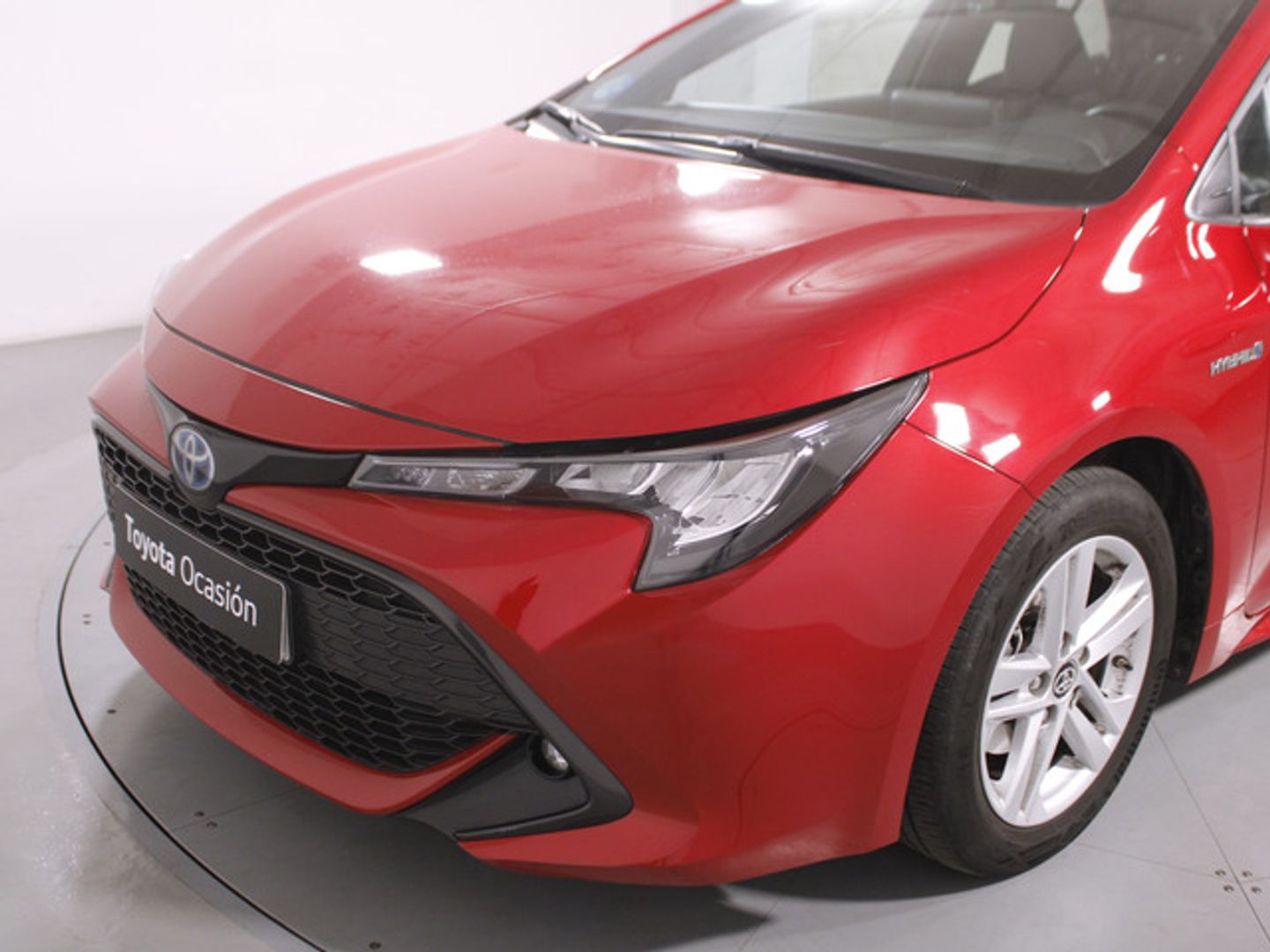 Toyota Corolla 1.8 125 Híbrido Active Tech E-CVT 90 kW (122 CV)