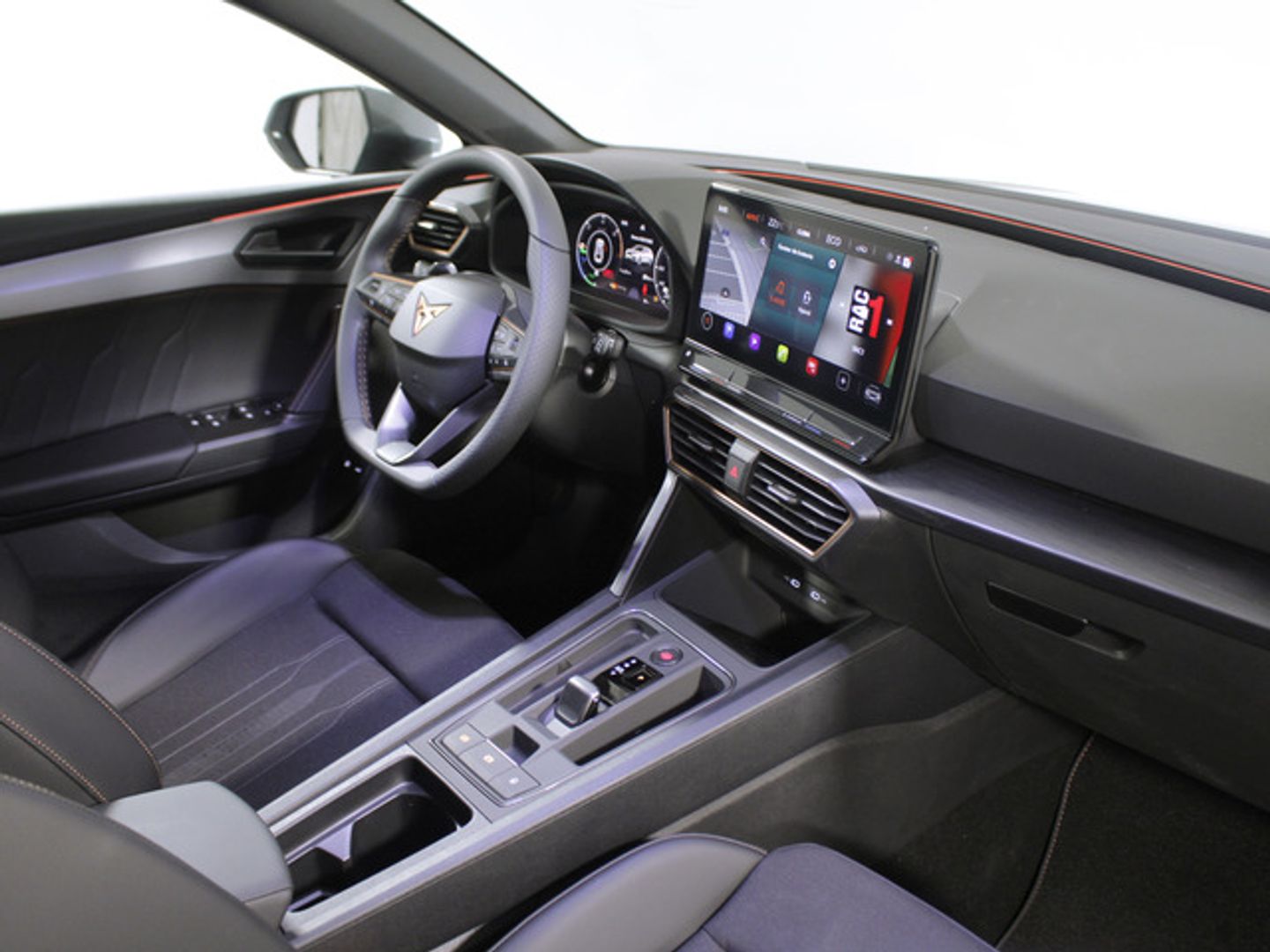 CUPRA Leon Sportstourer 1.4 e-Hybrid DSG 150 kW (204 CV)
