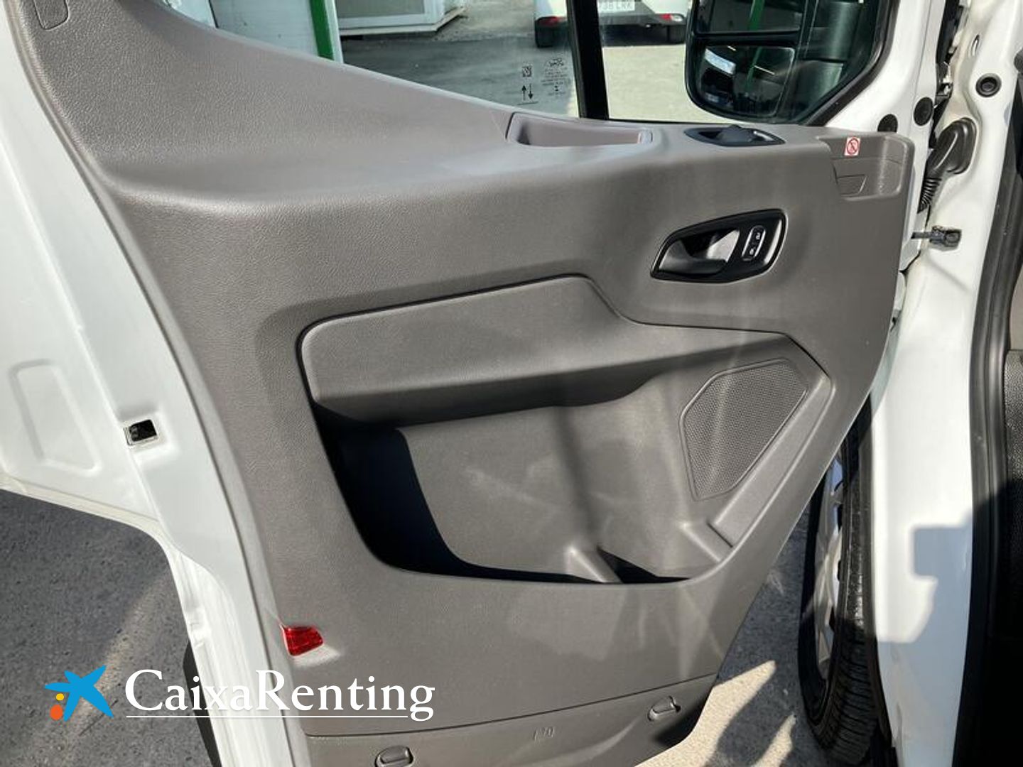 Ford Transit Furgon 350 L2H2 Trend FWD 96 kW (130 CV)
