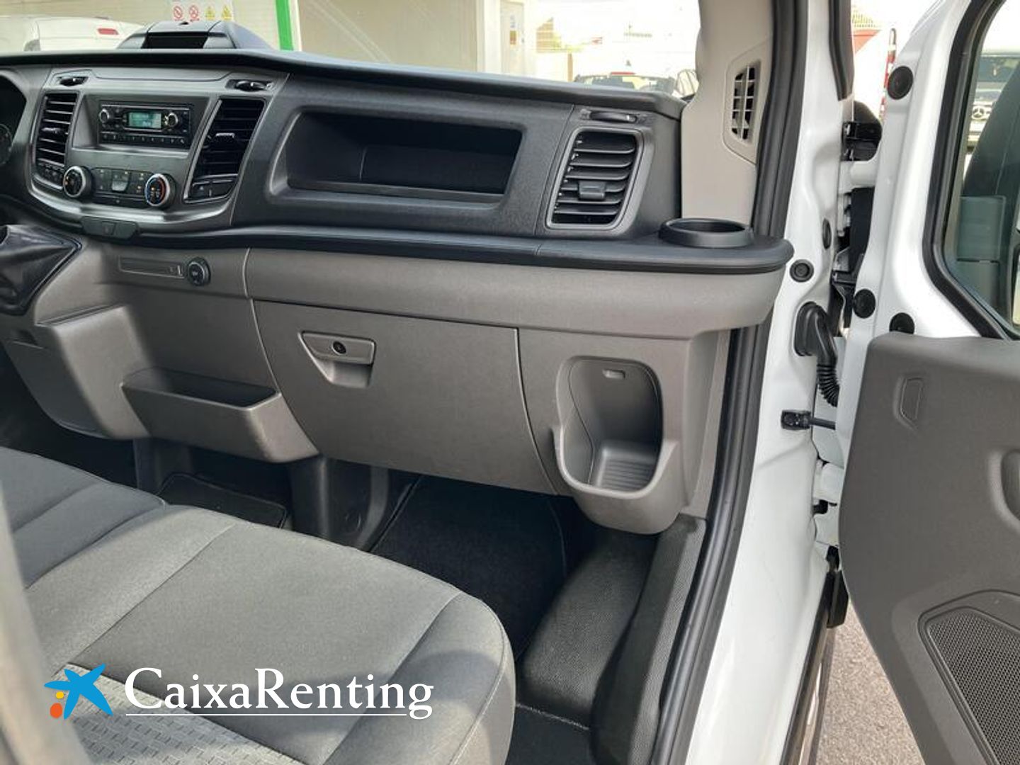 Ford Transit Furgon 350 L2H2 Trend FWD 96 kW (130 CV)