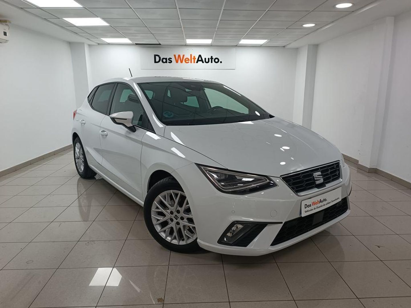 SEAT Ibiza 1.0 TSI S&S FR 40 Aniversario 85 kW (115 CV) Blanco Sedan