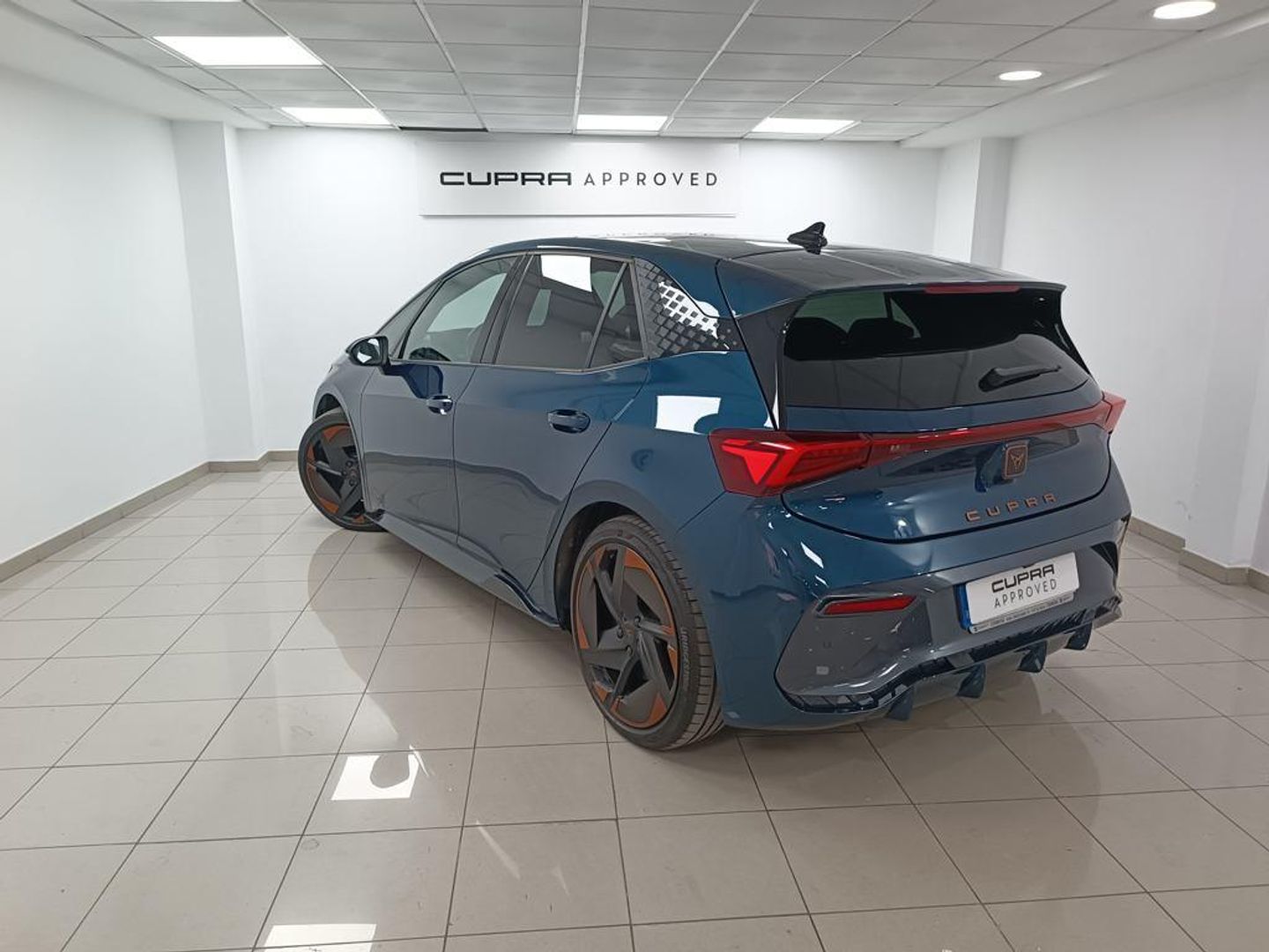CUPRA Born 62 kWh 150 kW (204 CV)