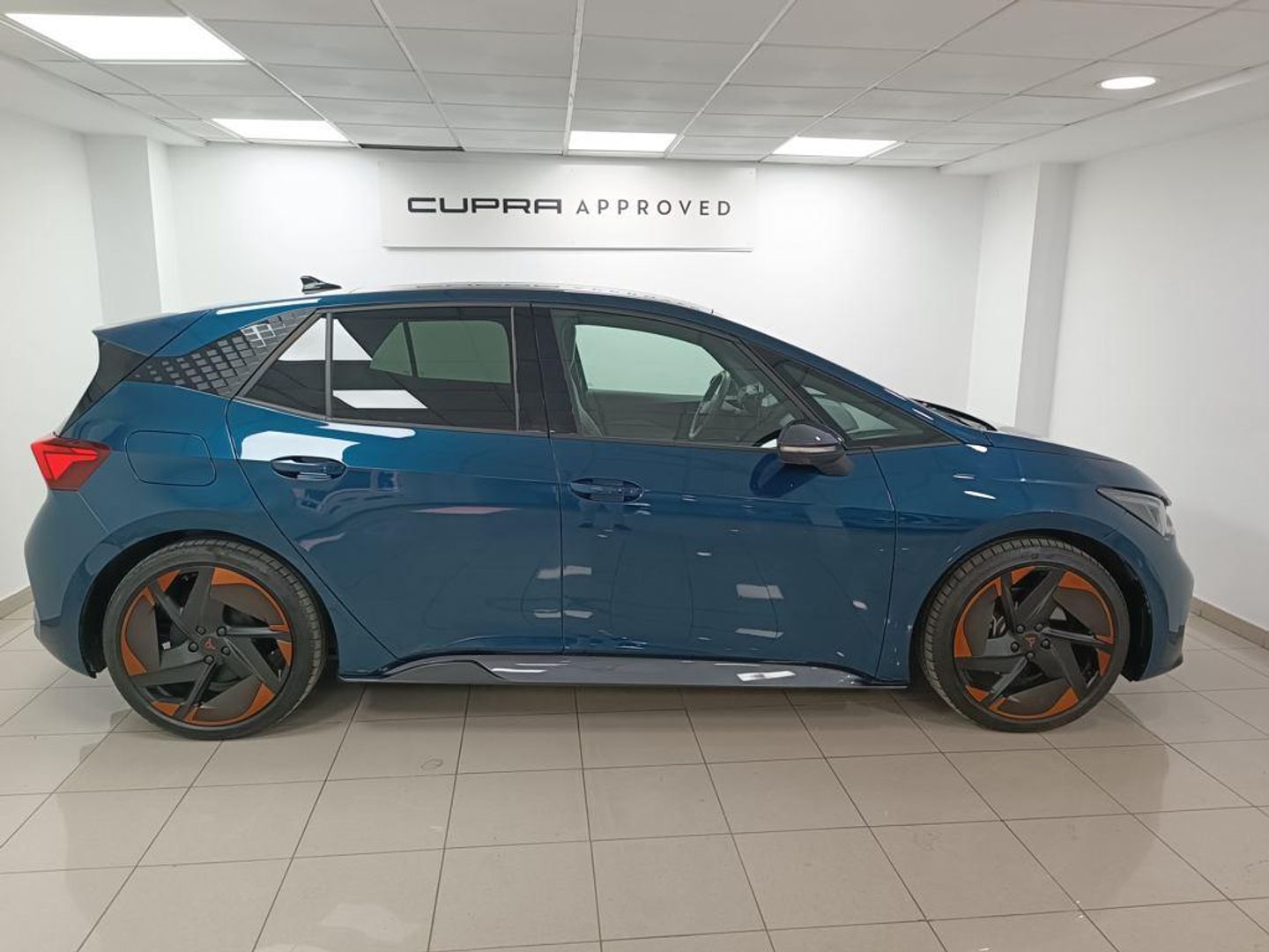 CUPRA Born 62 kWh 150 kW (204 CV)