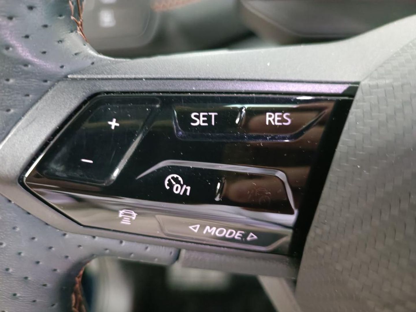CUPRA Born 62 kWh 150 kW (204 CV)