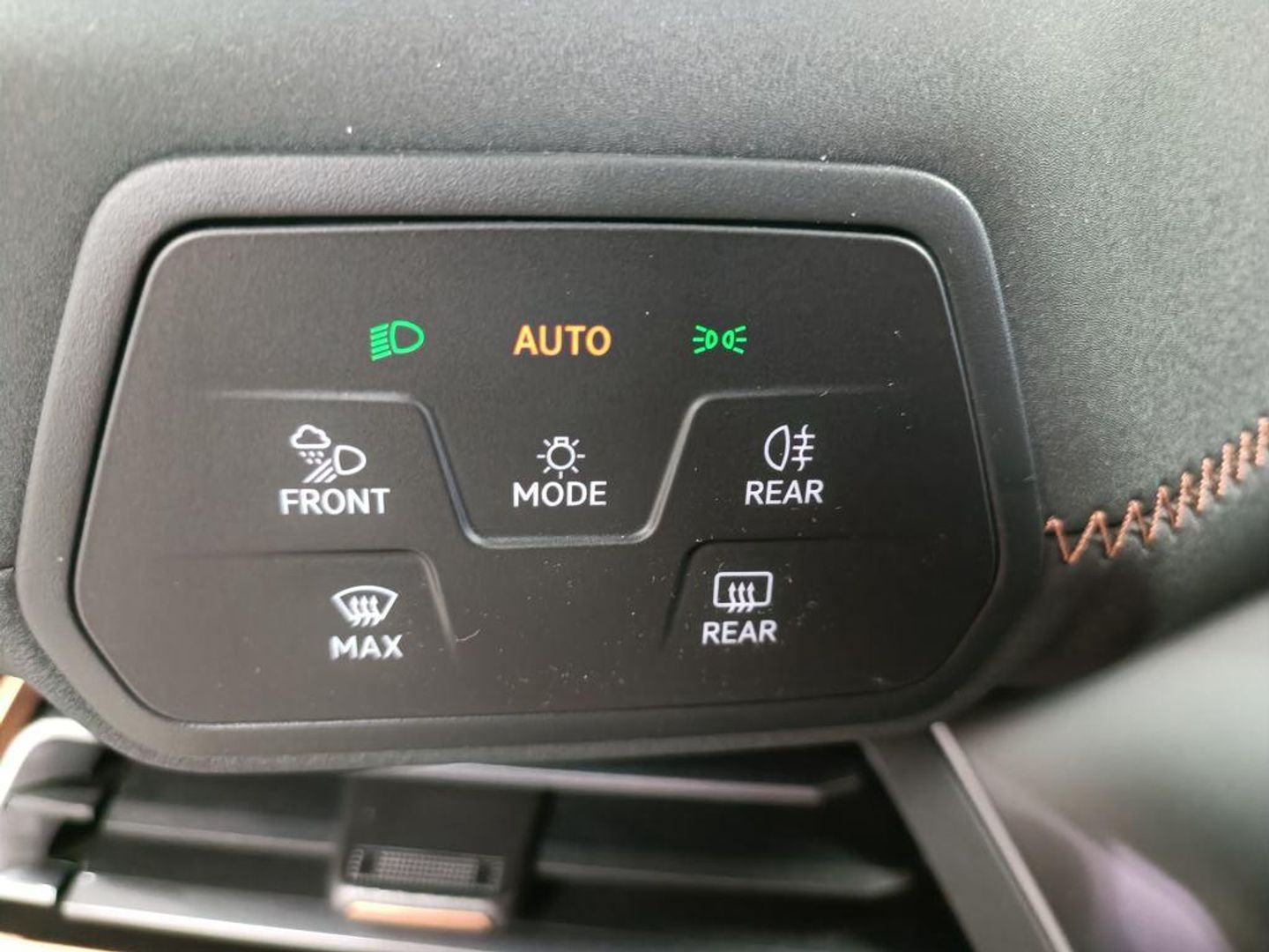 CUPRA Born 62 kWh 150 kW (204 CV)