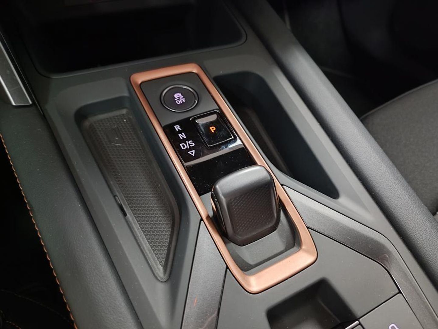 CUPRA León 1.5 eTSI DSG 110 kW (150 CV)