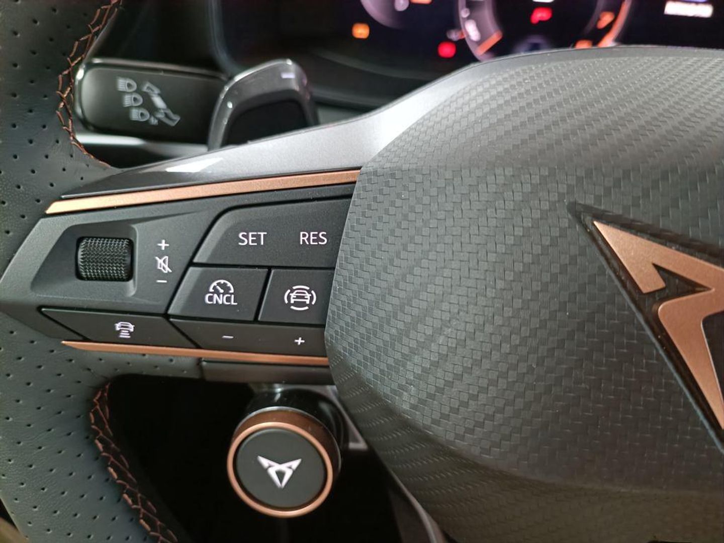 CUPRA León 1.5 eTSI DSG 110 kW (150 CV)
