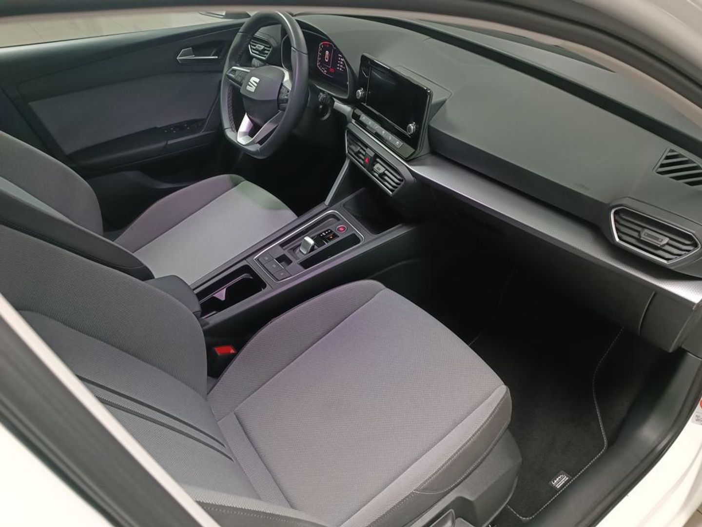 SEAT Leon ST 1.5 eTSI Style Special Edition Vision DSG 110 kW (150 CV)