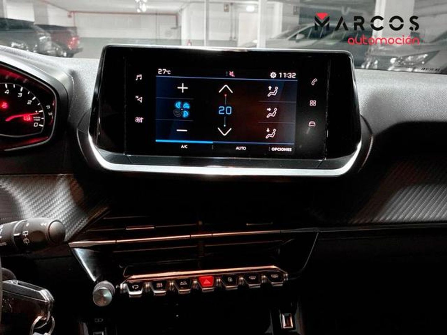 Peugeot 208 PureTech 100 Allure 75 kW (100 CV)
