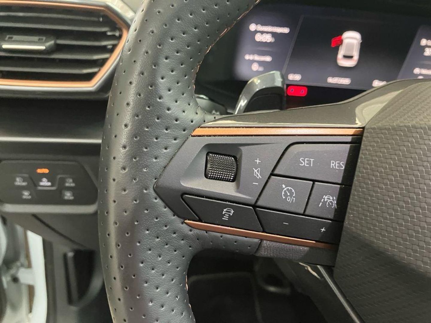 CUPRA León 1.5 eTSI DSG 110 kW (150 CV)