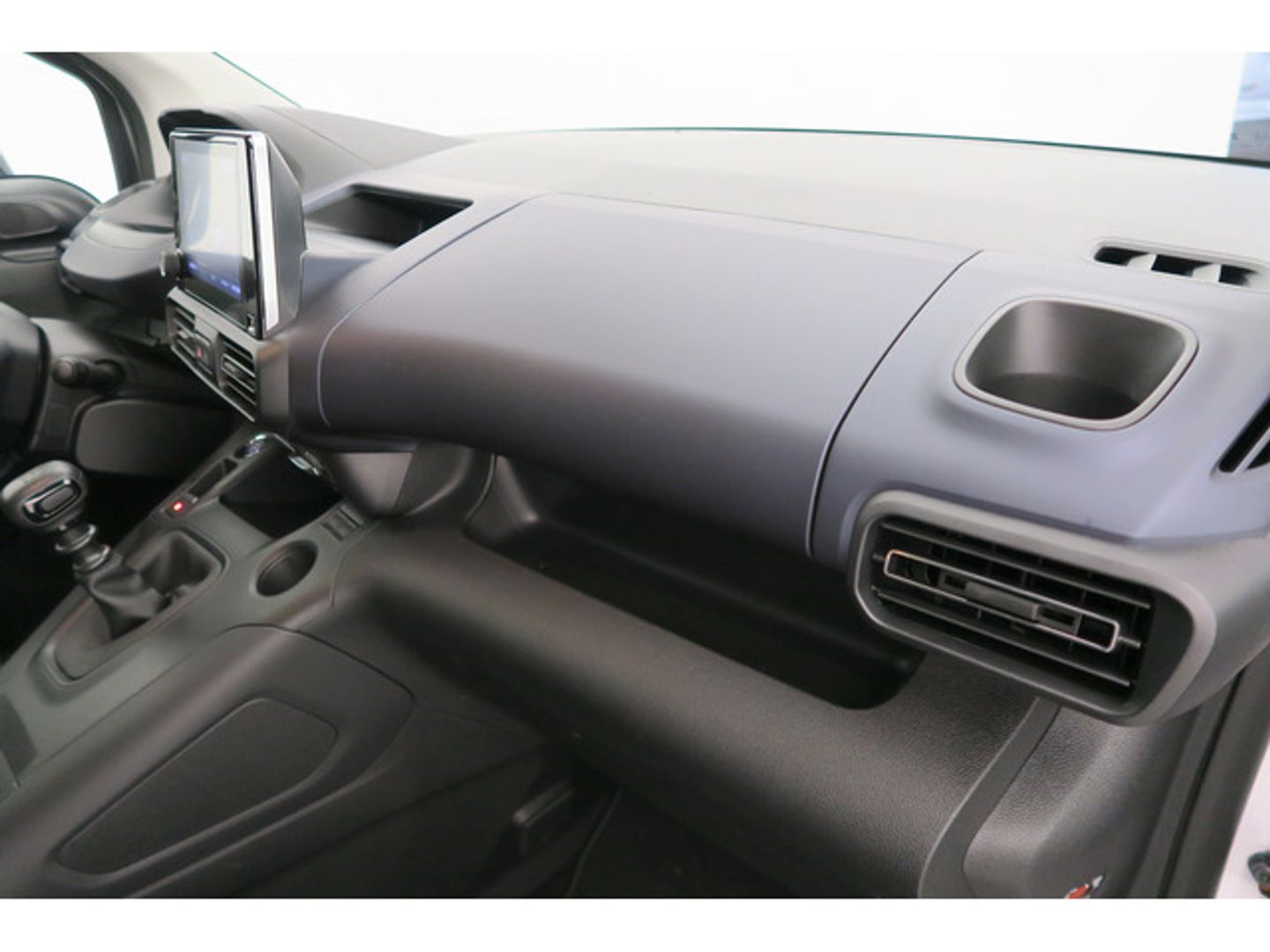 Peugeot Rifter BlueHDi 100 Allure Business Standard 73 kW (100 CV)