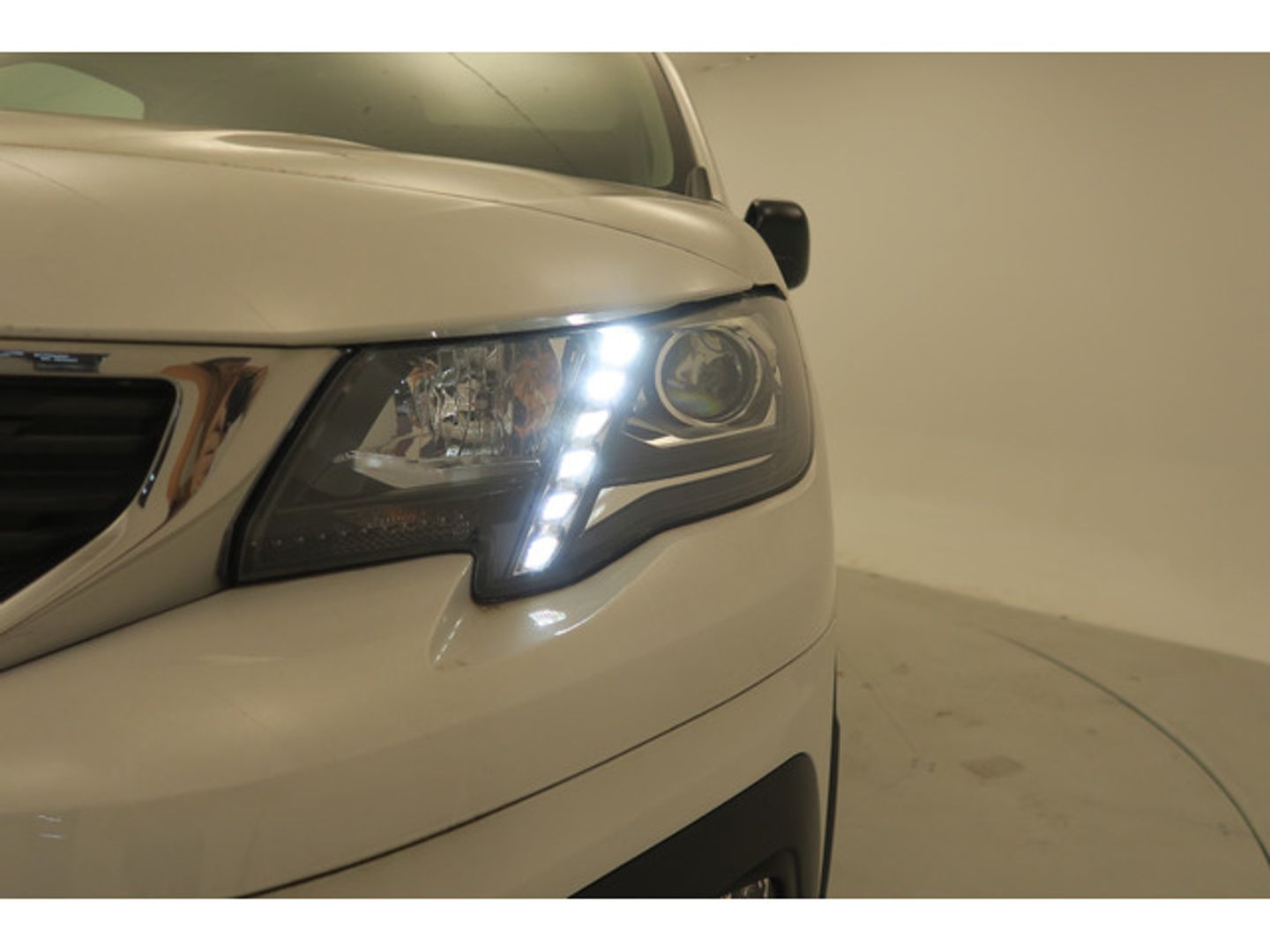 Peugeot Rifter BlueHDi 100 Allure Business Standard 73 kW (100 CV)