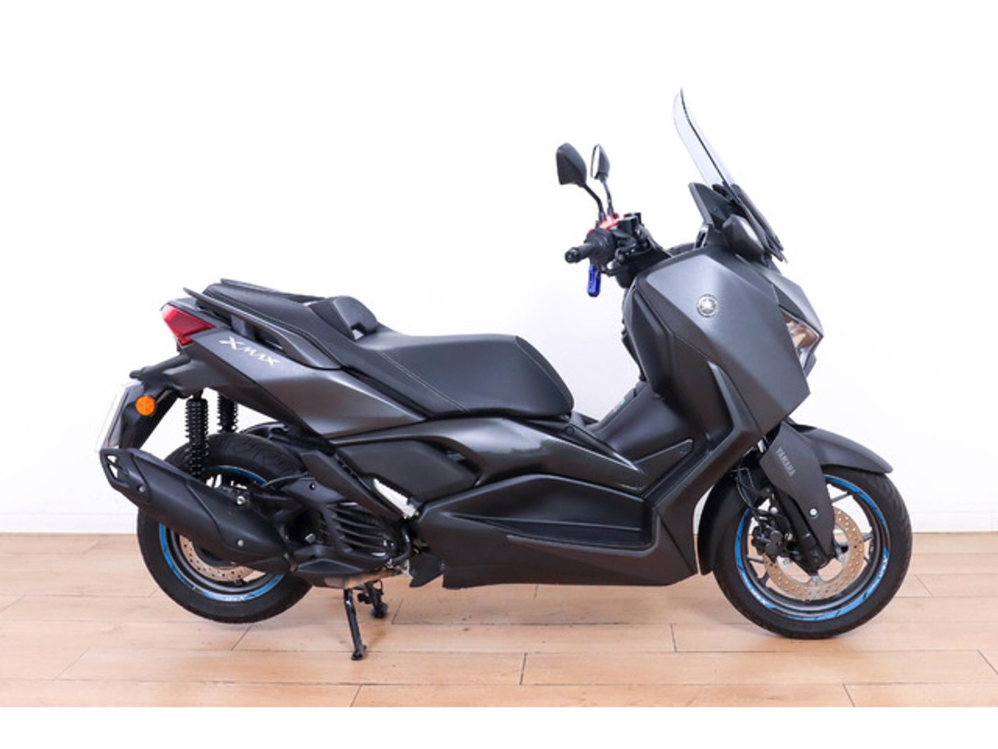 Yamaha XMAX 125 Gris Motorcycle