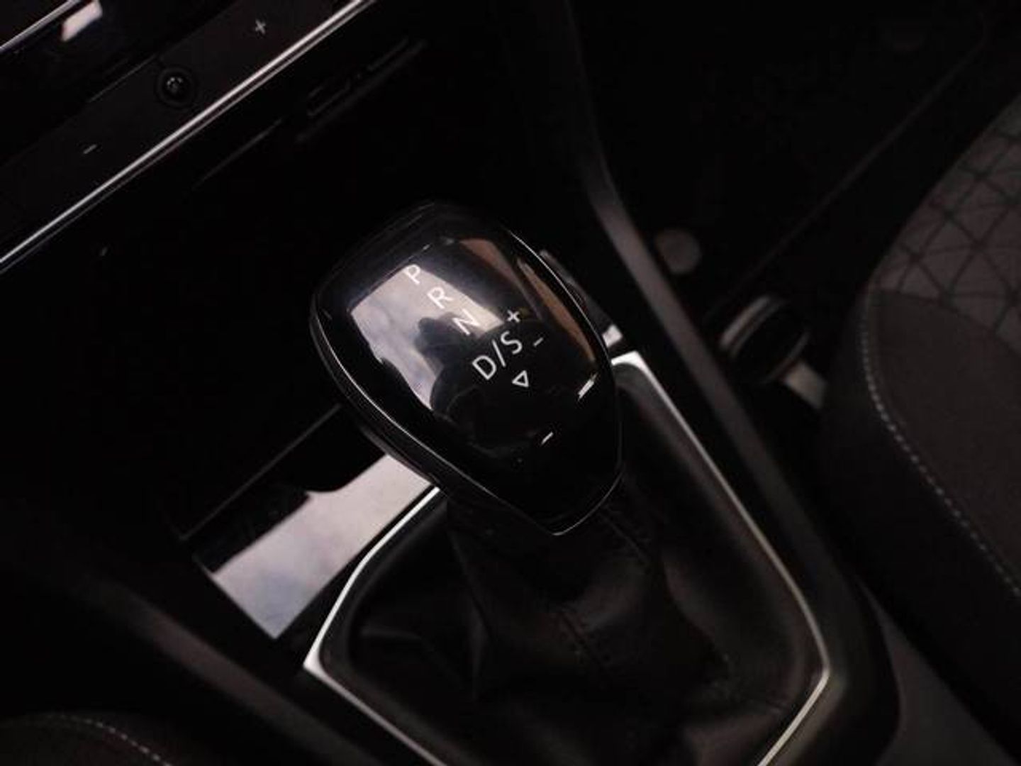 Volkswagen T-Cross Advance 1.0 TSI 81 kW (110 CV) DSG