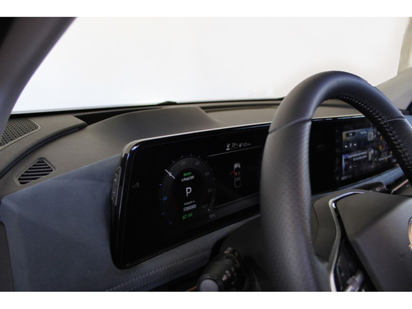 Nissan Ariya Evolve 87 kWh 4x2 178 kW (242 CV)