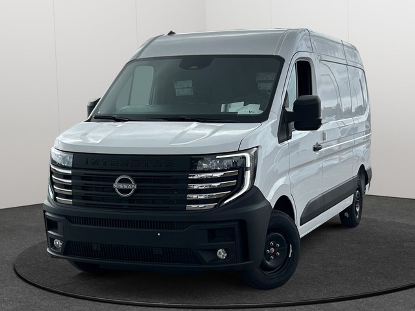 Nissan Interstar Furgon 2.3 dCi N-Connecta L2H2 3,5 T FWD 96 kW (130 CV)