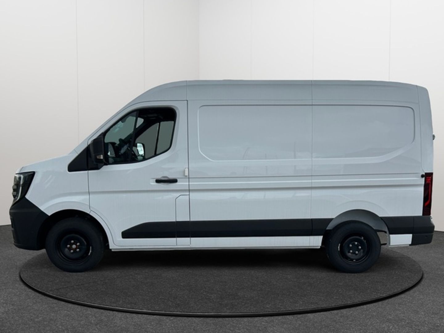 Nissan Interstar Furgon 2.3 dCi N-Connecta L2H2 3,5 T FWD 96 kW (130 CV)