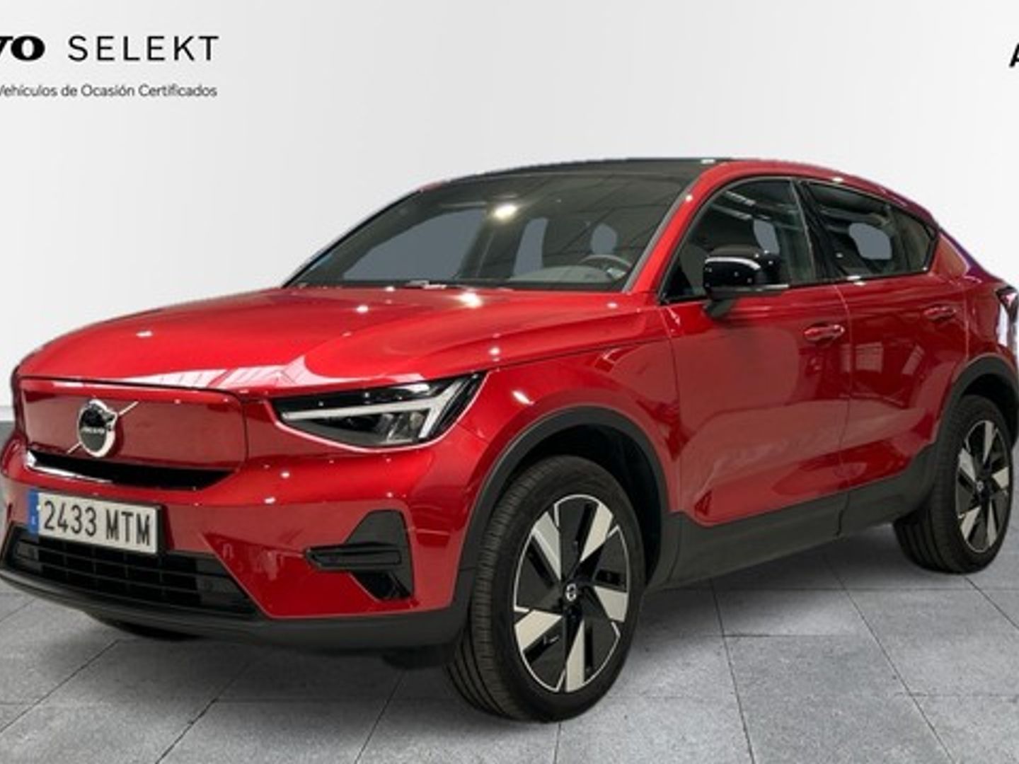 Volvo EC40 Recharge Single Extended Plus Auto 185 kW (252 CV) Rojo All Terrain / Pick-up