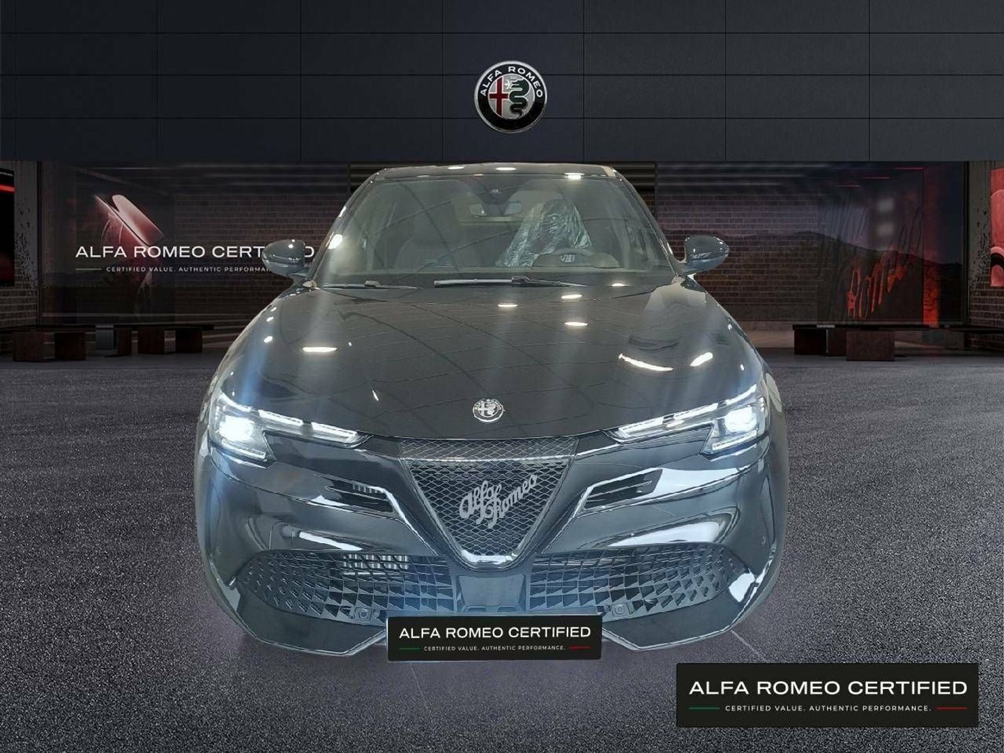 Alfa Romeo Junior 1.2 Ibrida 100 kW (136 CV)