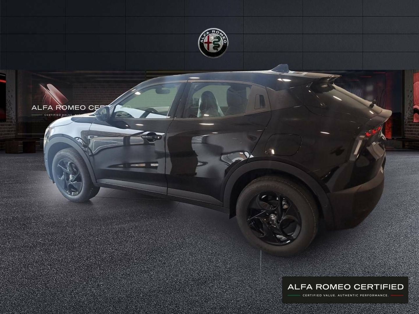 Alfa Romeo Junior 1.2 Ibrida 100 kW (136 CV)