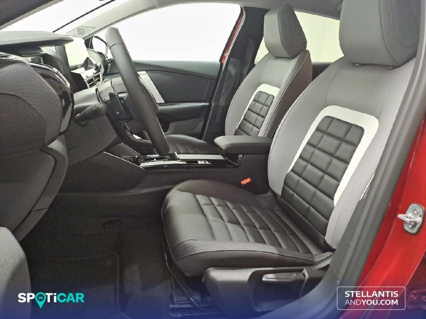 Citroen C4 Hybrid 136 e-DCS6 Max 100 kW (136 CV)