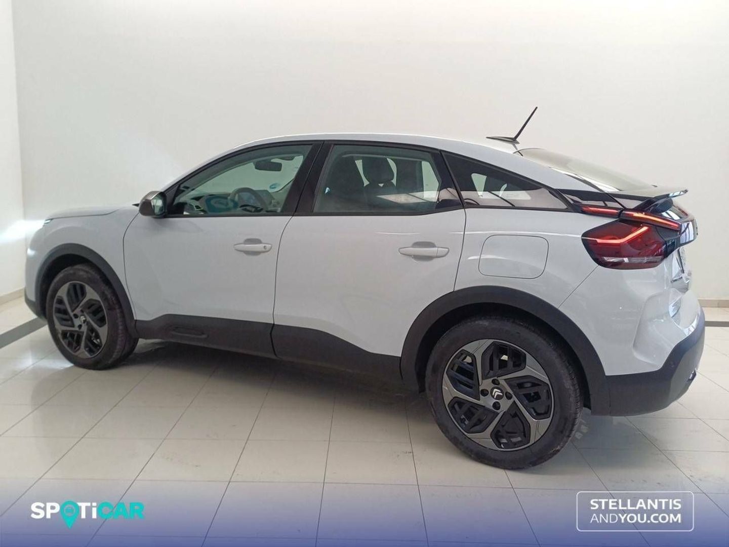 Citroen C4 Hybrid 136 Plus e-DCS6 100 kW (136 CV)