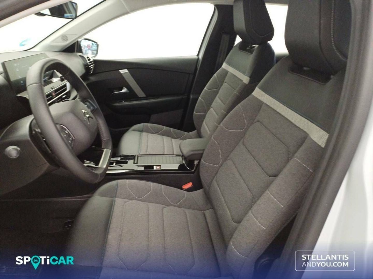 Citroen C4 Hybrid 136 Plus e-DCS6 100 kW (136 CV)