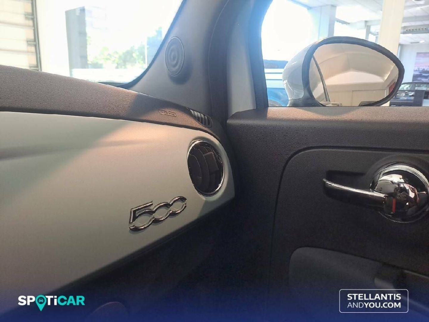 Fiat 500 1.0 Hybrid Club 51 kW (70 CV)