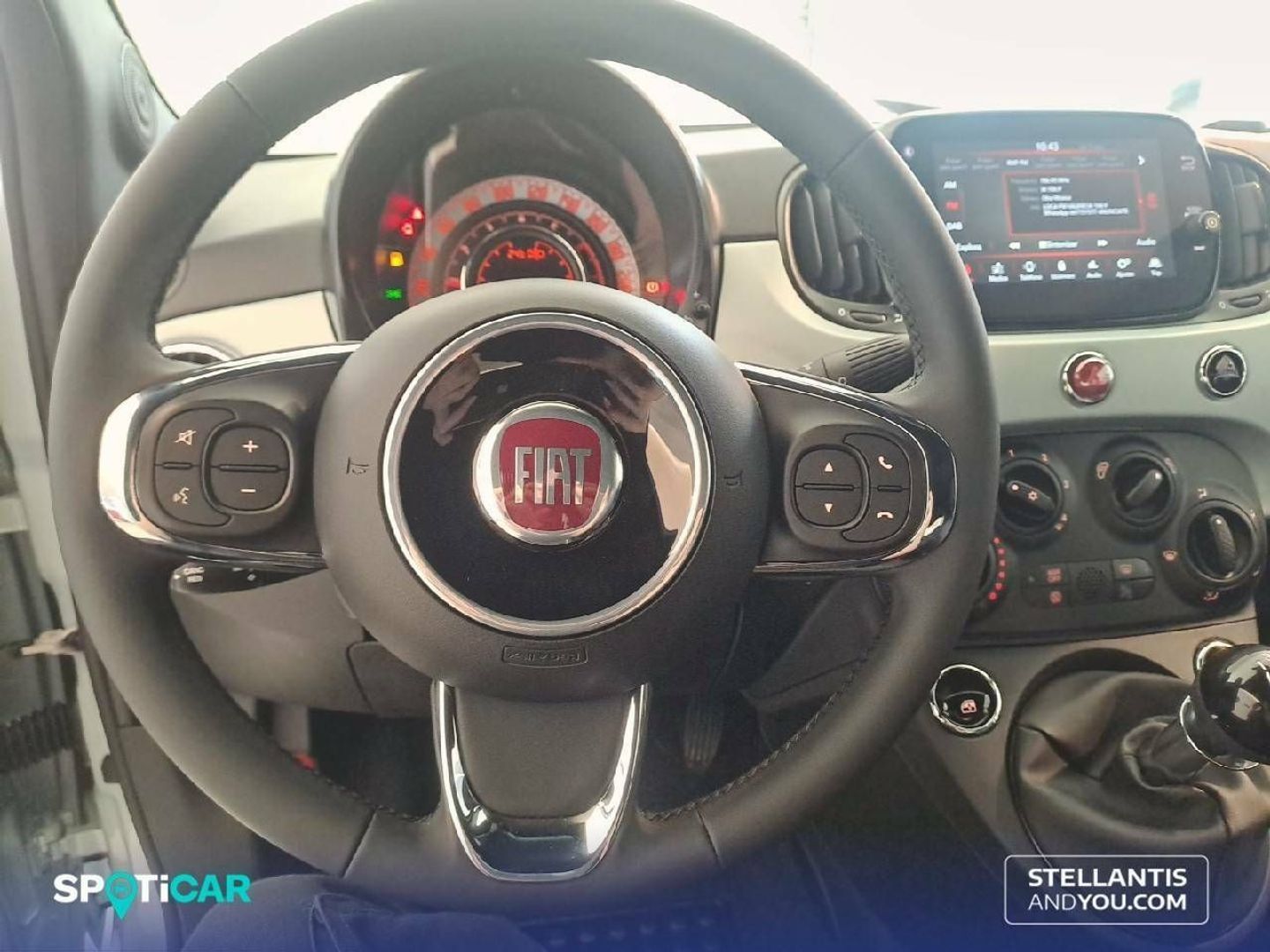 Fiat 500 1.0 Hybrid Club 51 kW (70 CV)