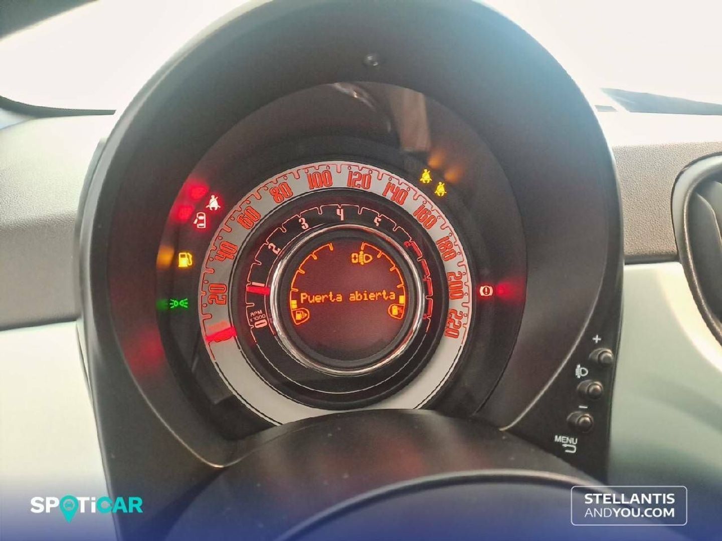 Fiat 500 1.0 Hybrid Club 51 kW (70 CV)