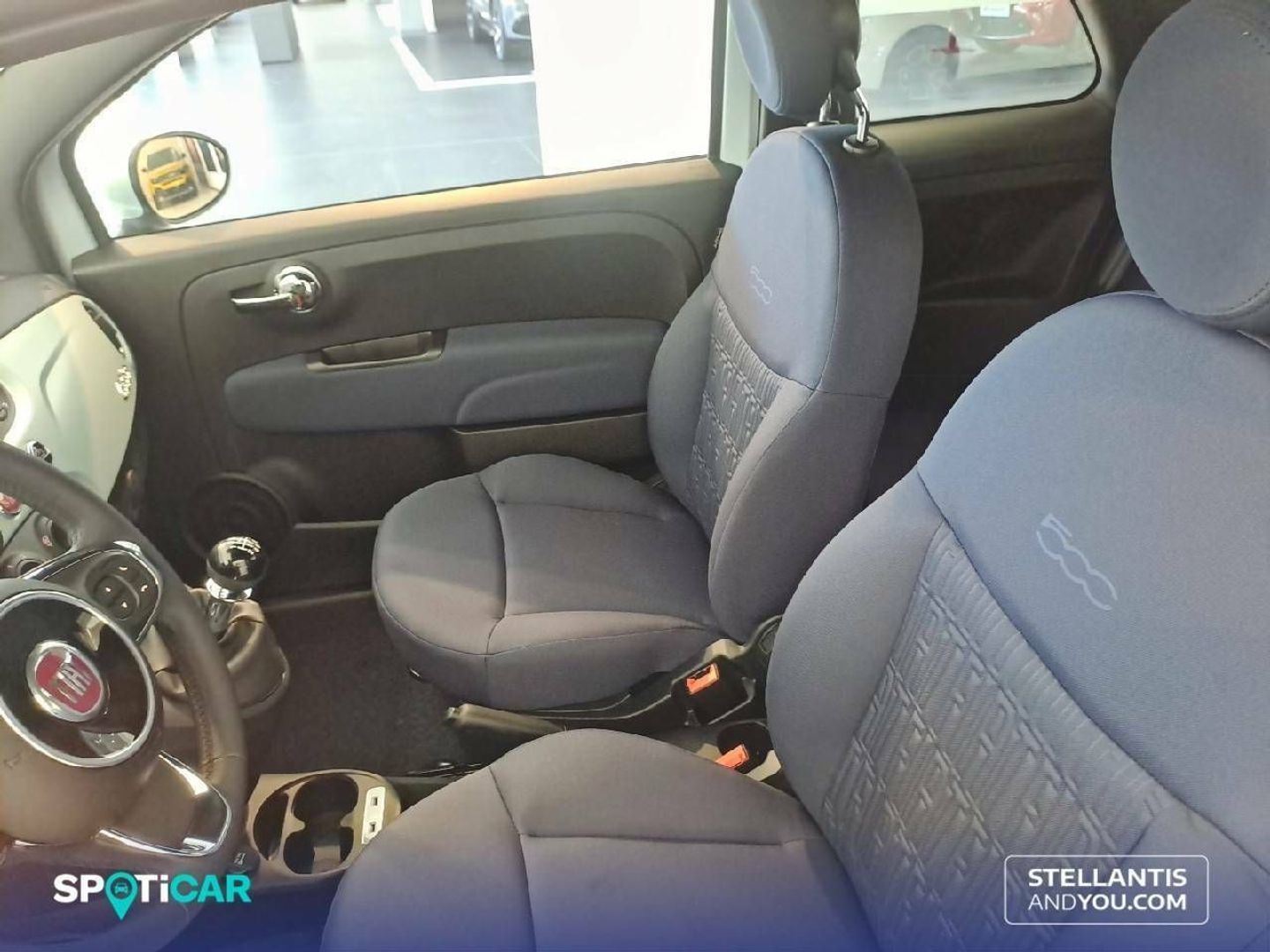 Fiat 500 1.0 Hybrid Club 51 kW (70 CV)