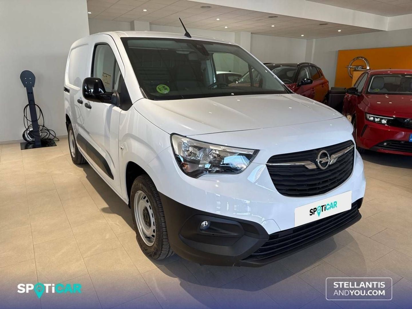Opel Combo Cargo 1.5 Diesel L 650kg 75 kW (102 CV)