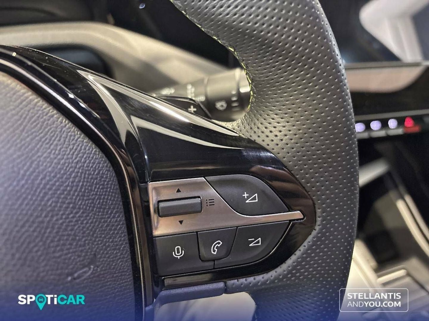 Peugeot 308 Hybrid 225 GT eEAT8 165 kW (225 CV)