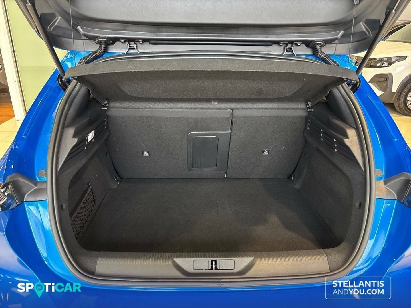 Peugeot 308 Hybrid 225 GT eEAT8 165 kW (225 CV)