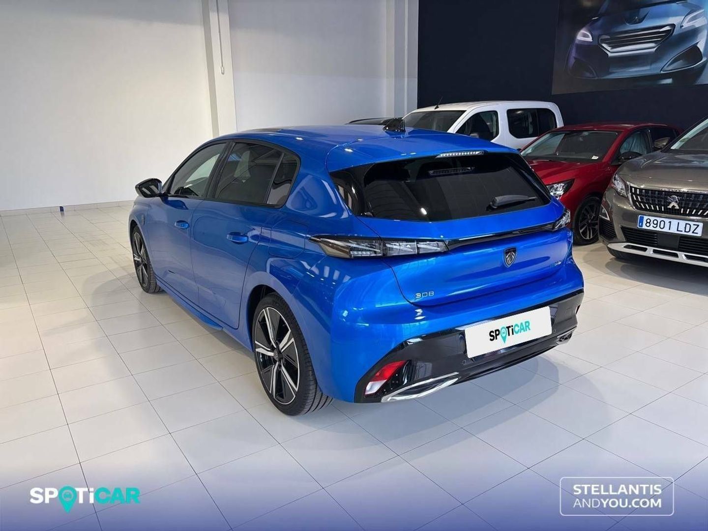 Peugeot 308 Hybrid 225 GT eEAT8 165 kW (225 CV)