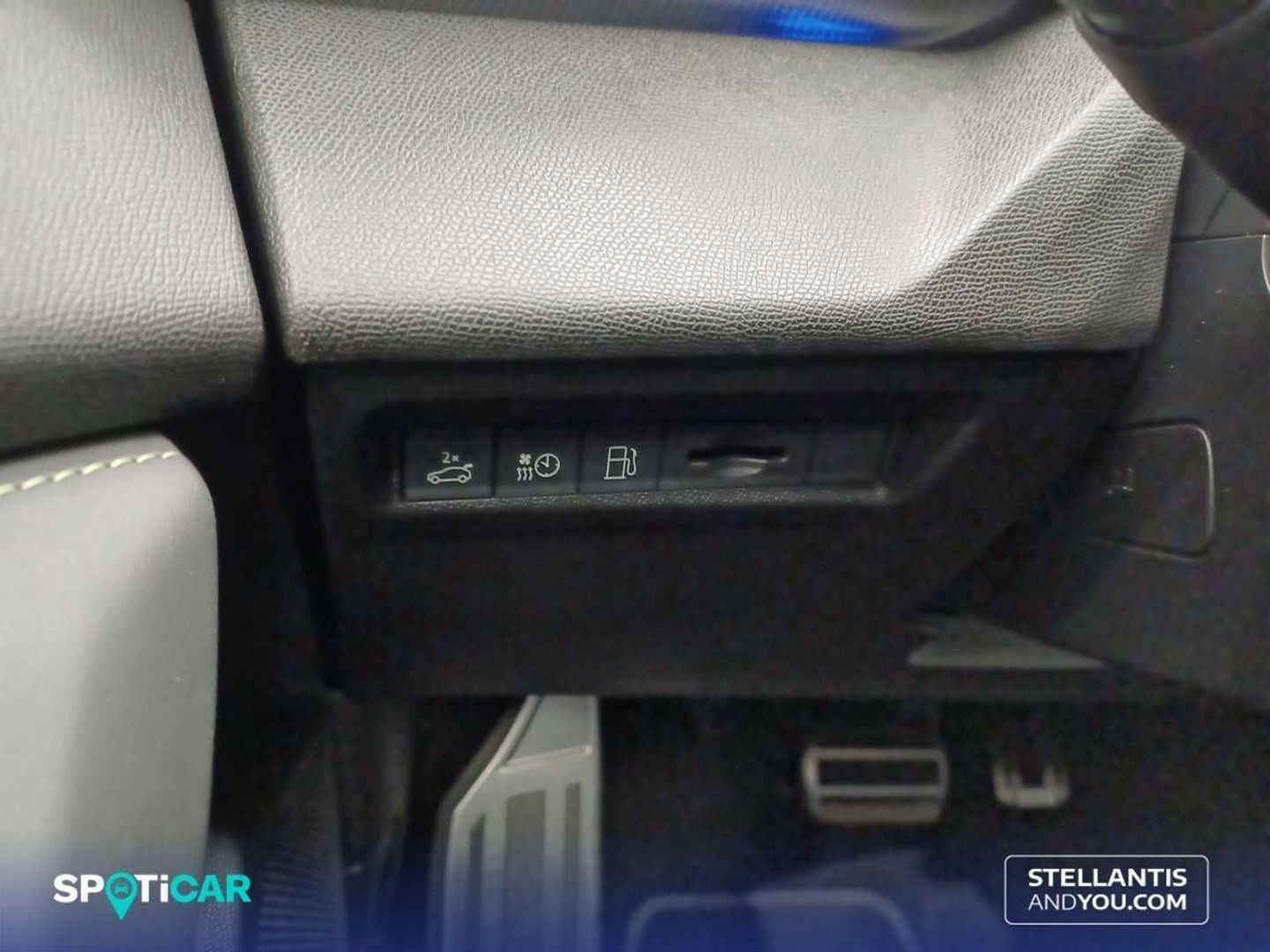 Peugeot 408 GT PHEV 180 e-EAT8 133 kW (181 CV)