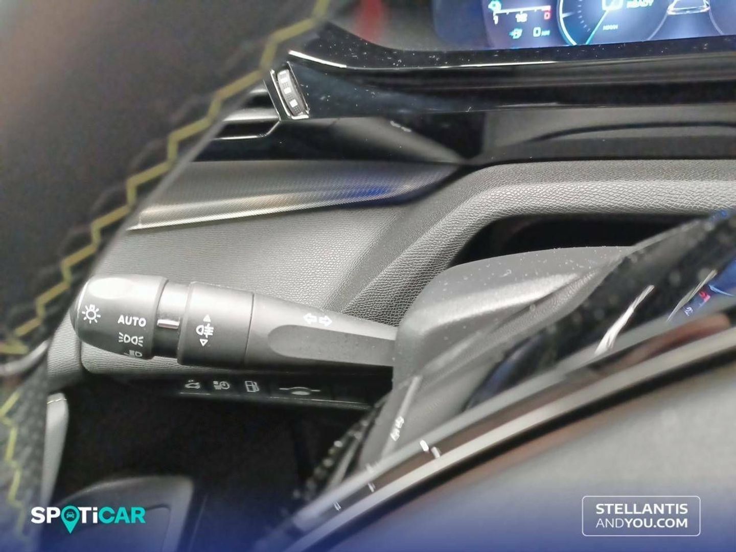 Peugeot 408 GT PHEV 180 e-EAT8 133 kW (181 CV)