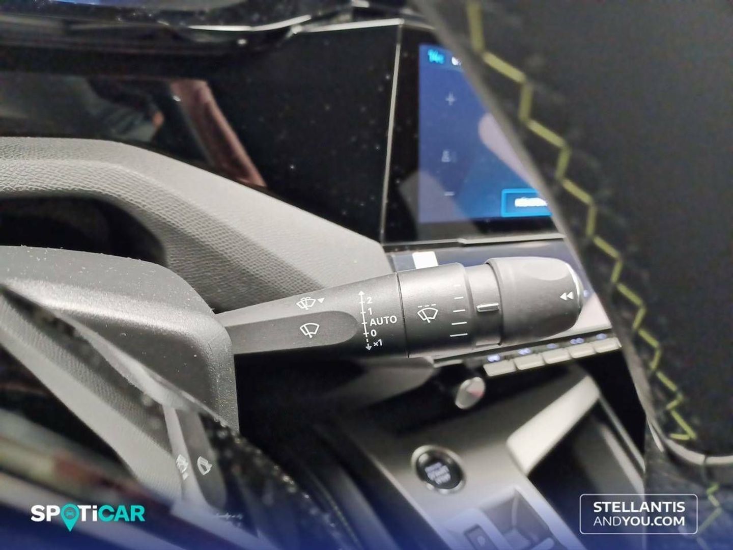 Peugeot 408 GT PHEV 180 e-EAT8 133 kW (181 CV)