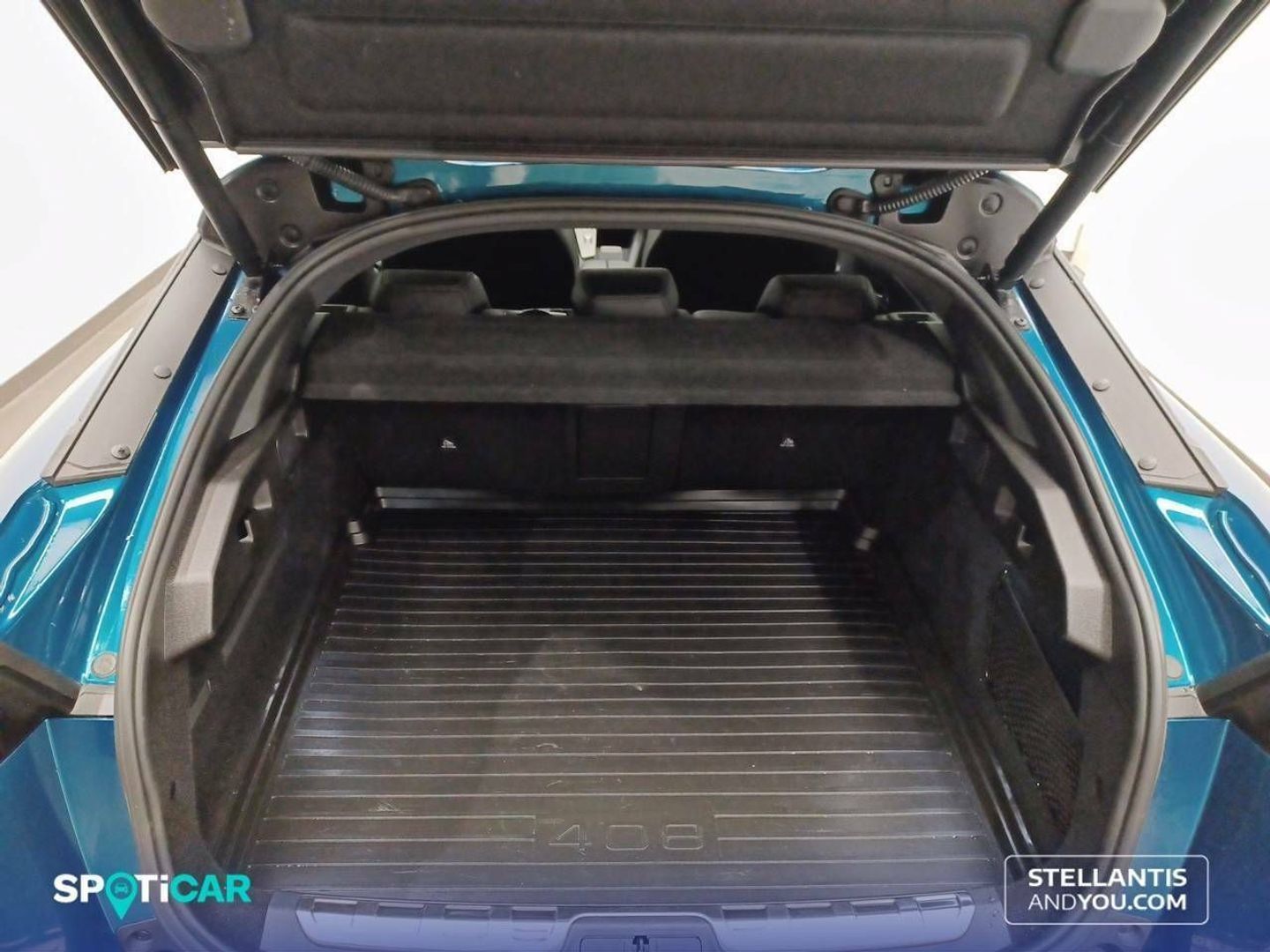 Peugeot 408 GT PHEV 180 e-EAT8 133 kW (181 CV)